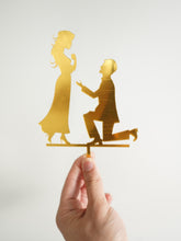 Load image into Gallery viewer, Cake Topper - Toasted Crème
